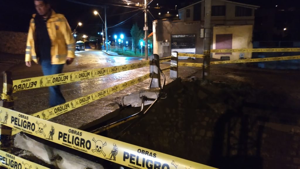 Una mujer muere y dos personas resultan heridas tras ser arrastradas por un río en La Paz