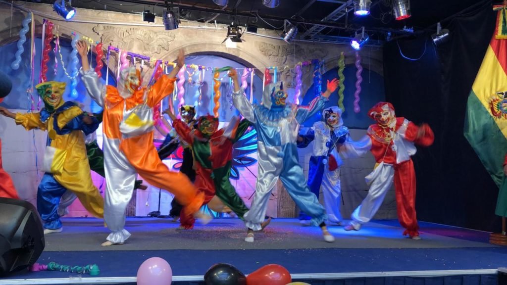 Ministerio de Culturas presenta agenda oficial de los Carnavales de Bolivia