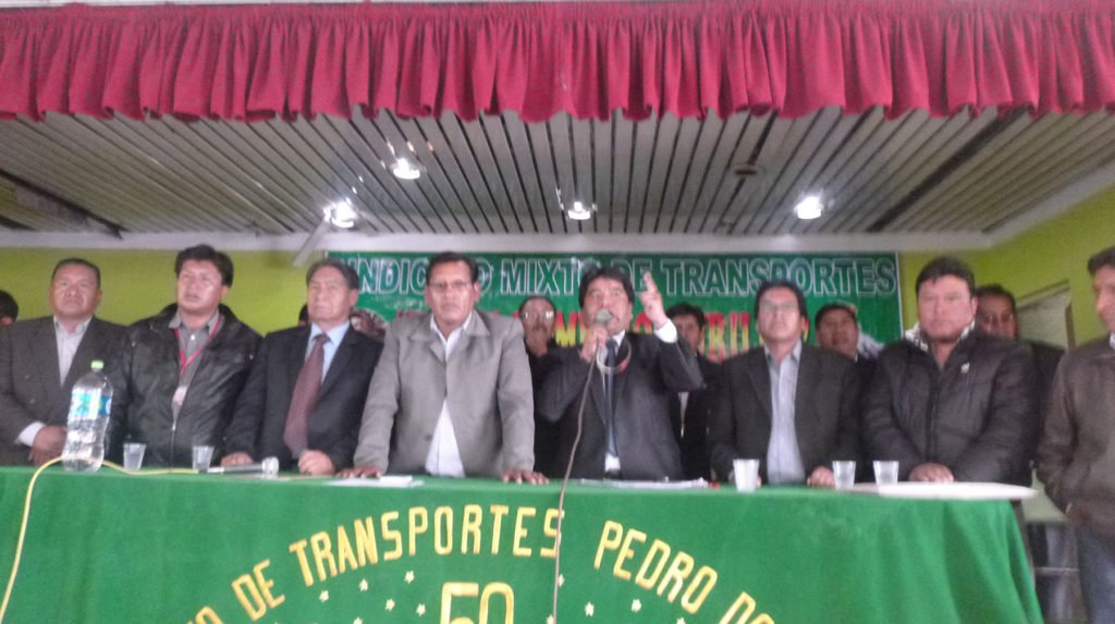 Rubén Sánchez en la mira y transportistas dan 48 horas a su dirigencia para convocar a un ampliado general