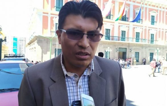Dirigente del MTS se rebela contra Patzi: “Lo amo, pero no es político”