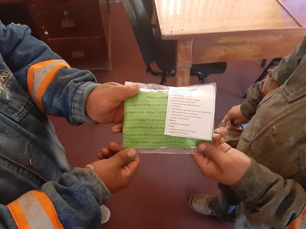 Trabajadores de Ferroviaria Andina convierten sus aportes sindicales en kits de medicamentos