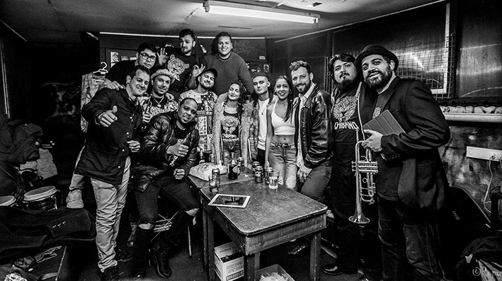 La banda chilena de salsa social El Chibano presenta su LP debut «Salsa Consciente»