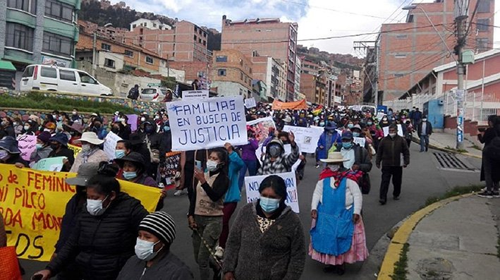 Marchas contra los feminicidas y la impunidad judicial en principales ciudades de Bolivia