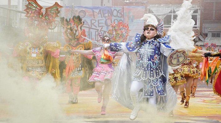 Oruro vuelve a vivir su fiesta de carnaval en devoción a la Virgen del Socavón