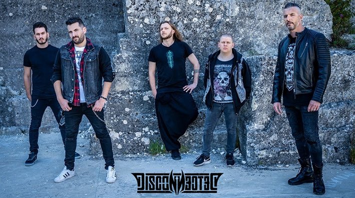 Disconnected lanza video musical oficial de «King of the World»