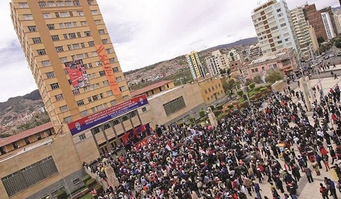 La «Universidad Boliviana» va muy mal