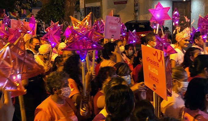 Kotex se sumó a la caminata por el Día Internacional de la Lucha Contra el Cáncer de Mama