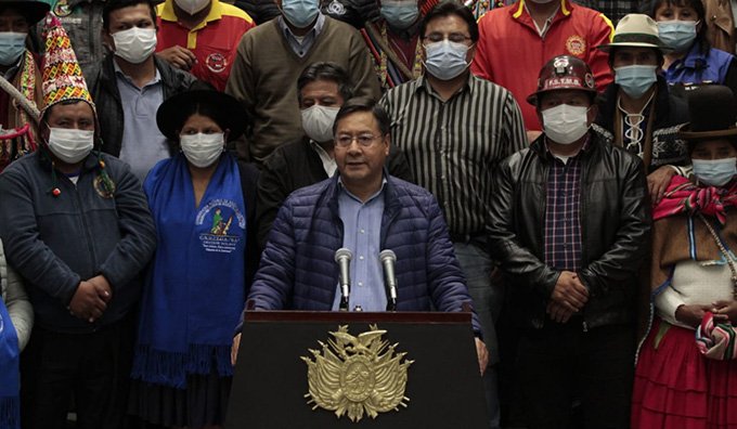 Luis Arce afirma que la entidad que representa a los bolivianos es la COB y no los comités cívicos