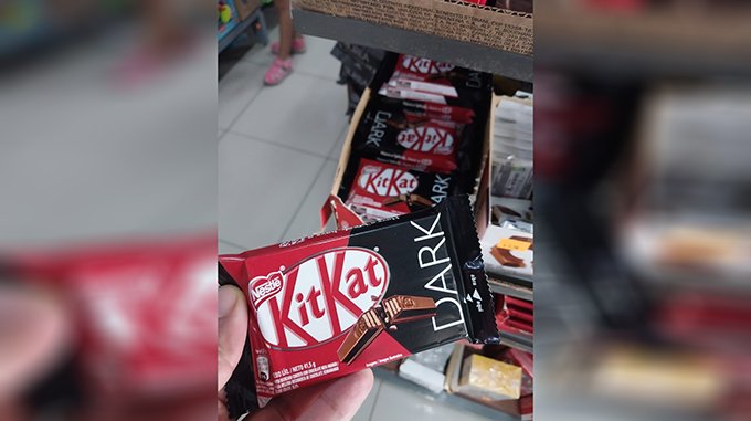 Con un 30% más de cacao, llega Kit Kat Dark