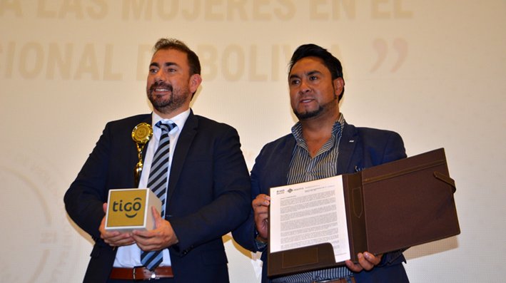 Tigo recibe sello de oro por sus acciones en contra de la violencia hacia las mujeres