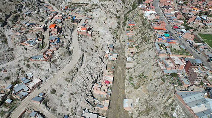 Kantutani advierte sobre riesgos por inacción municipal en la limpieza de la bóveda Pasajahuira-Choqueyapu