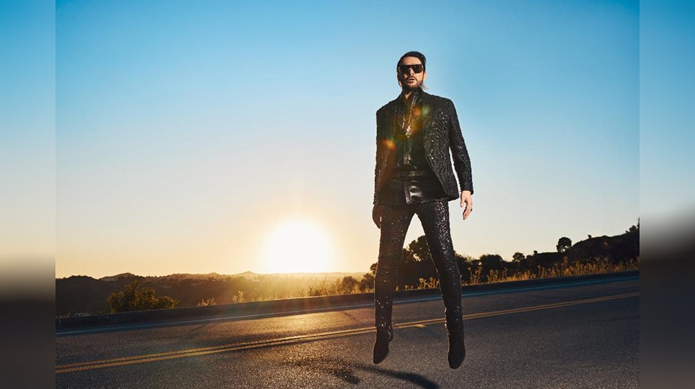 Beto Cuevas le da nueva vida a su sonido con “¡Respira!”