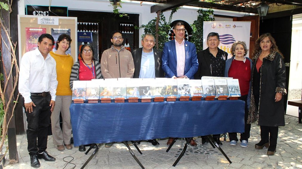 Fundación Cultural del Banco Central de Bolivia entrega colección de la Biblioteca Biográfica a bibliotecas públicas
