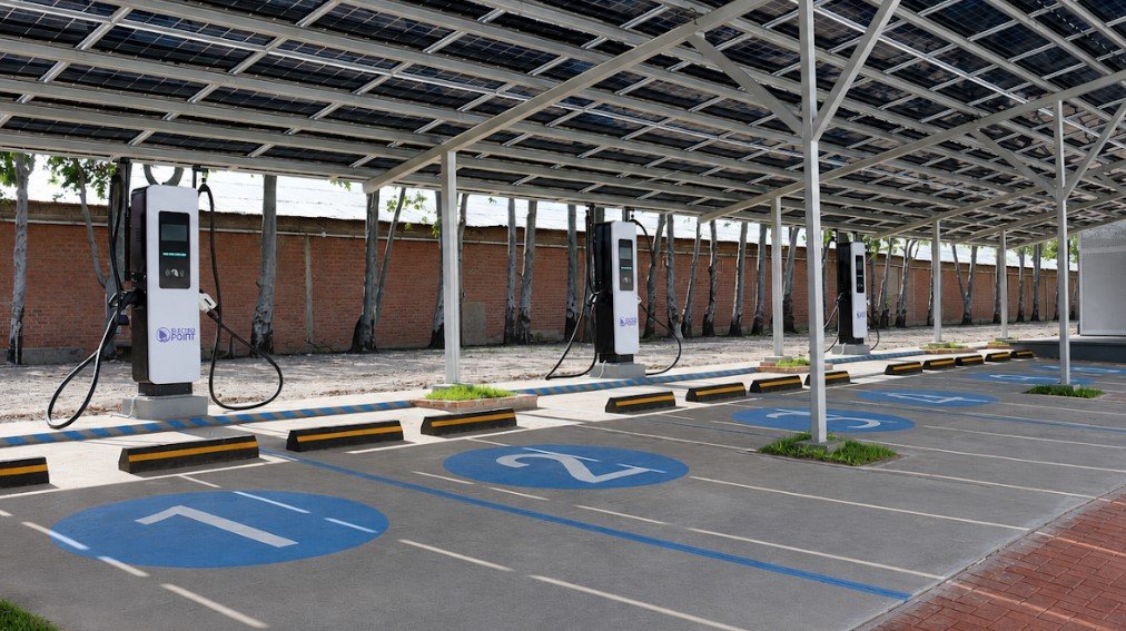 Cómo la carga rápida puede impulsar el negocio de la electromovilidad en Bolivia