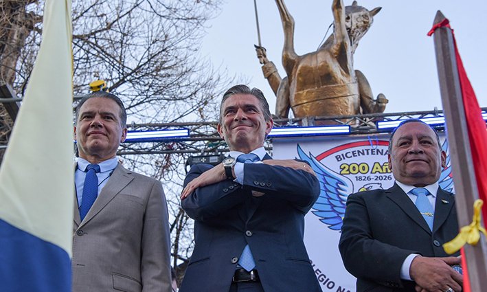 Presidente Paz repasa acciones de su gobierno y anuncia inversiones por $us 300 millones