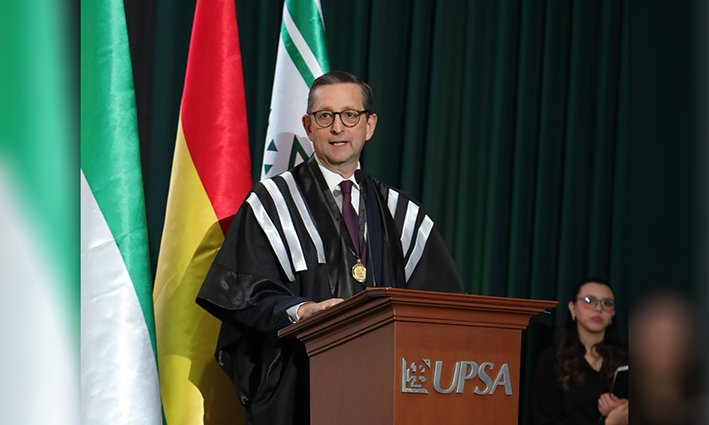 Oscar Ortiz Antelo asume como Rector de la UPSA